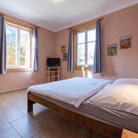 יאנסקה לזנה Apartmany Pod Kolonadou מראה חיצוני תמונה