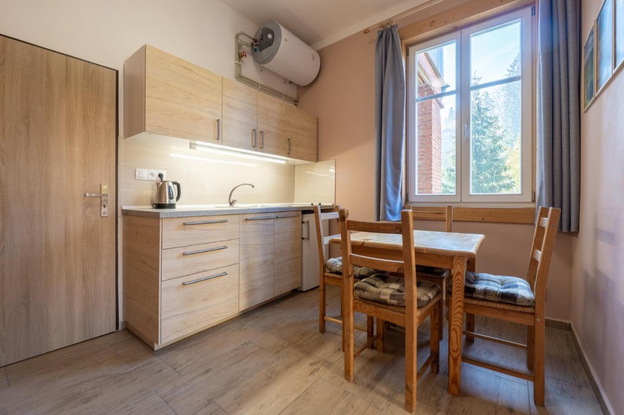 Apartment Pod Kolonadou Janske Lazne